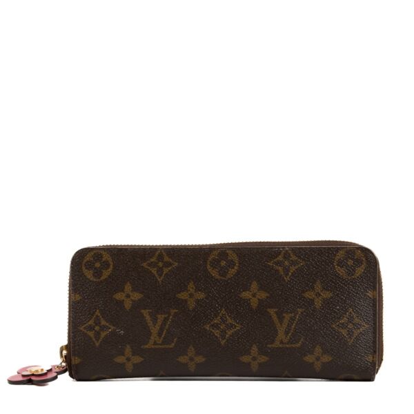 Shop safe online at Labellov in Antwerp, Brussels and Knokke this 100% authentic second hand Louis Vuitton Monogram Blooming Flowers Clemence Wallet