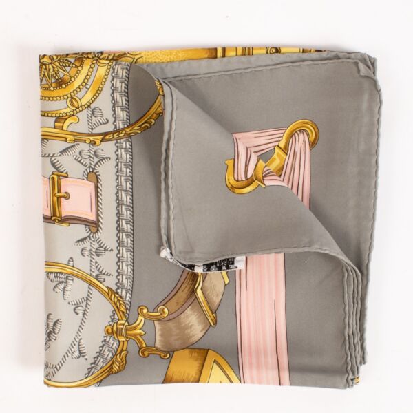 Authentic pre-loved Hermès Grey/Pink Silk Etriers 90 Scarf on Labellov.com