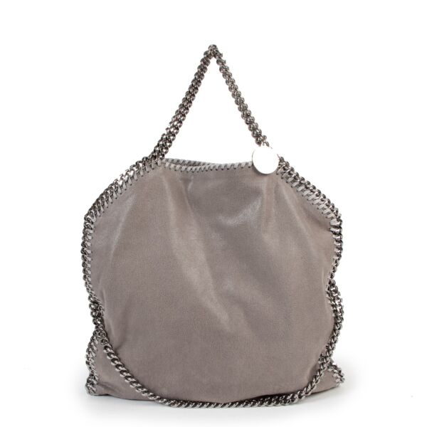 Buy now your favorite 100% authentic Stella McCartney handbags, at Labellov. 