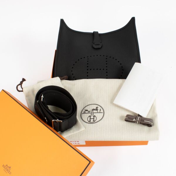 Hermès Evelyne III 29 Black Taurillon Clemence PHW