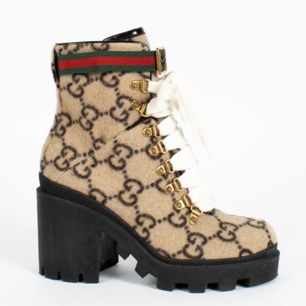 Authentic preloved Gucci Beige GG Wool Trip Combat Boots - Size 37 on Labellov.com