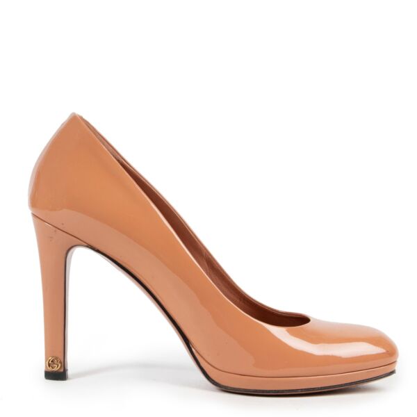 Gucci Nude Patent Leather Pumps available at Labellov in very good condition 