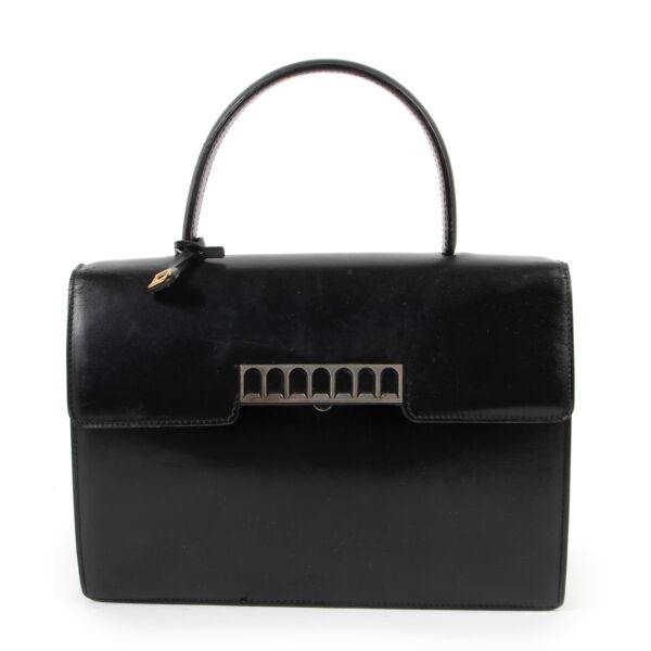 Buy this Delvaux Vintage Black Top handle if you are a vintage lover for a reasonable price at Labellov Antwerp online or in store. 