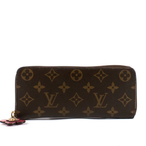 Shop safe online at Labellov in Antwerp, Brussels and knokke this 100% authentic second hand Louis Vuitton Monogram Blooming Flowers Clemence Wallet
