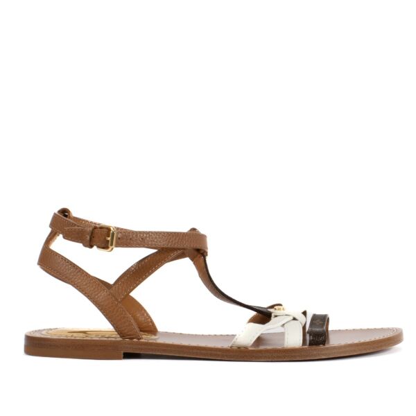 Shop safe online at Labellov in Antwerp, Brussels and Knokke this 100% authentic second hand Louis Vuitton Monogram Sandals - Size 38