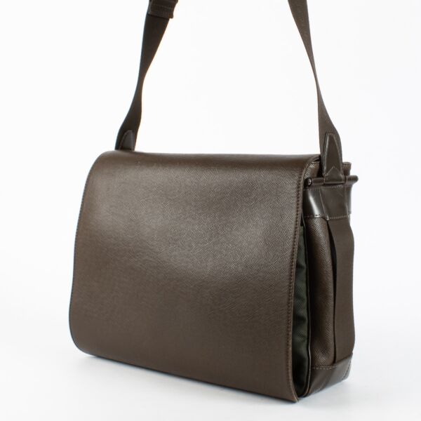 Louis Vuitton Brown Taiga Viktor Messenger Bag