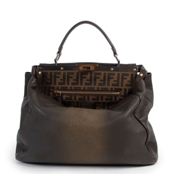 Shop safe online 100% authentic second hand Fendi Brown Ombre Peekaboo in very good condition at the right price at labellov in Antwerp.