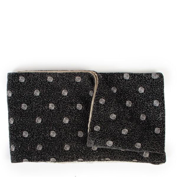 Buy this 100% authentic second hand  Delvaux Blak Grey Velvet Scarf online or in store at Labellov