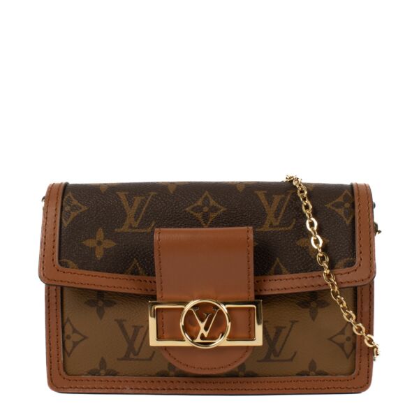 shop 100% authentic second hand Louis Vuitton Monogram Dauphine Chain Wallet on Labellov.com