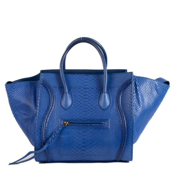 Shop safe online at Labellov in Antwerp, Brussels and knokke this 100% authentic second hand Celine Blue Python Medium Luggage Phantom Bag