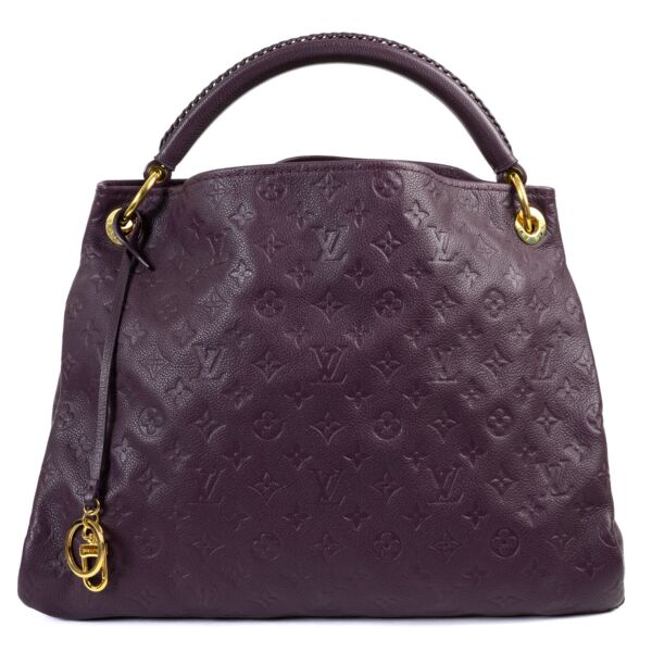 Shop safe online at Labellov in Antwerp this 100% authentic second hand Louis Vuitton Purple Monogram Empreinte Leather MM Artsy Shoulder Bag