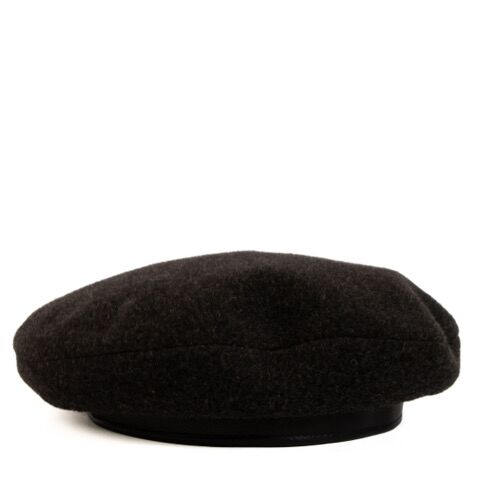 shop 100% authentic second hand Hermès Grey Cashmere Beret Hat on Labellov.com