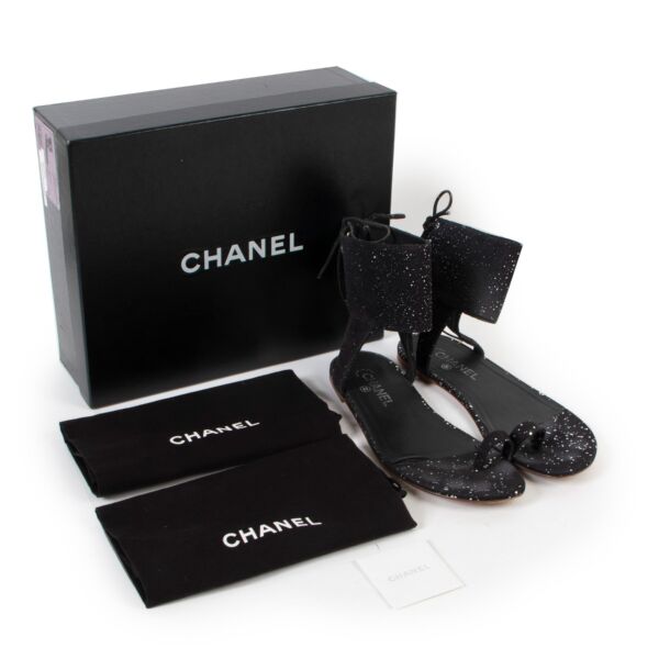 Chanel Pre-Fall 2012 Runway Black Flat Sandals - Size 41