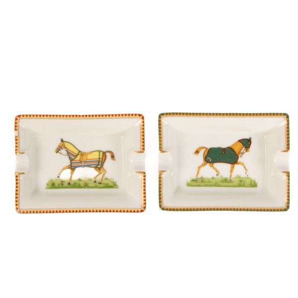 Shop safe online at labellov these 100% authentic second hand Hermès White Small 'Cheval a La Couverture' Ashtrays