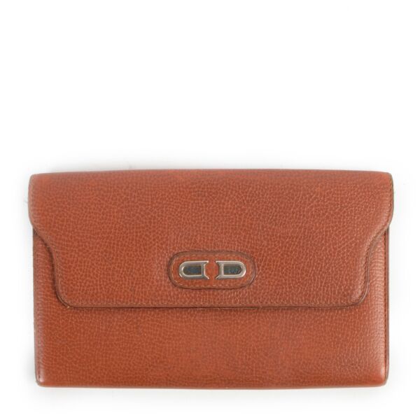 Shop now for your pre-loved, 100% authentic Delvaux Cognac Leather Wallet, at Labellov.