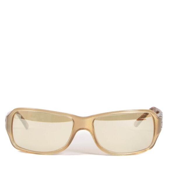 Shop safe online at Labellov these 100% authentic second hand Chanel Gold 3044 CC Quited Sunglasses