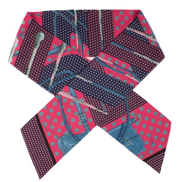 shop 100% authentic second hand Hermès Saris Maxi Twilly Scarf on Labellov.com