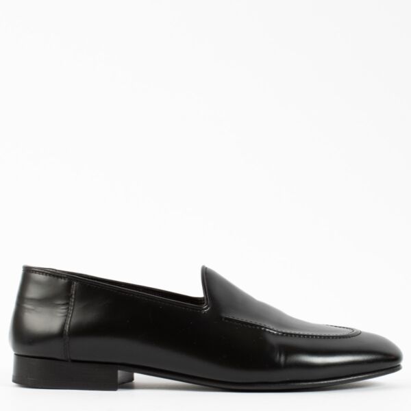 shop 100% authentic second hand The Row Black Loafers - Size 39 on Labellov.com