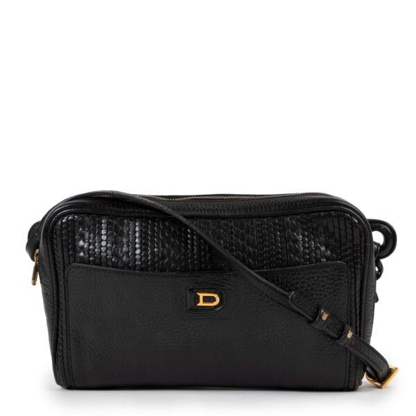 Shop safe online at Labellov in Antwerp this 100% authentic second hand Delvaux Black Toile De Cuir Crossbody