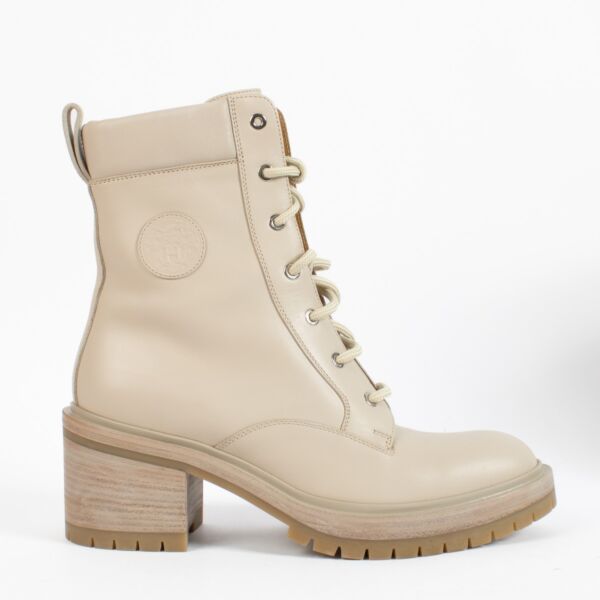 shop 100% authentic second hand Hermès Beige Bridge Boots - Size 40 on Labellov.com