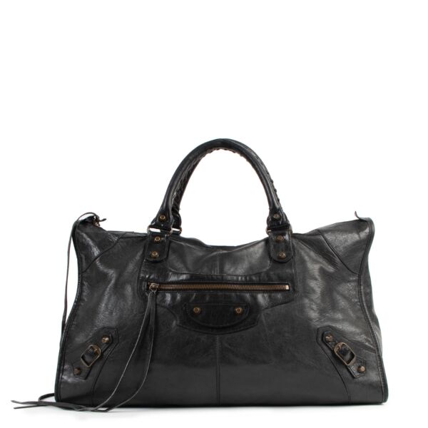 Buy an authentic second hand Balenciaga Black Chèvre Arena Classic Work Top Handle in very good condition at Labellov 