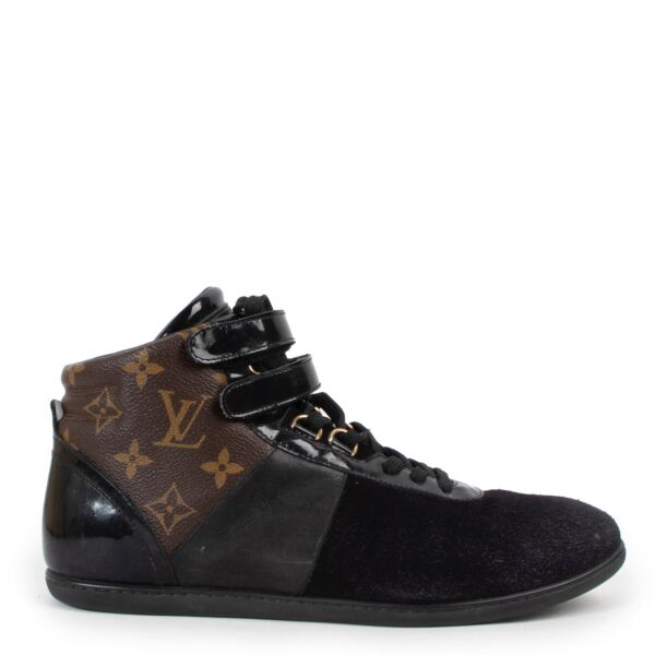Shop now for your pre-loved, 100% authentic Louis Vuitton sneakers, at Labellov.