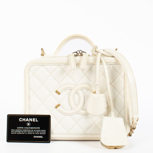 Chanel CC Filigree Matelasse Beige Caviar Vanity Case Bag