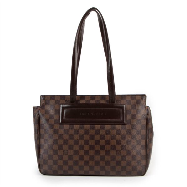 Bent u op zoek naar een Louis Vuitton shoulder bag? Koop bij Labellov tweedehands.