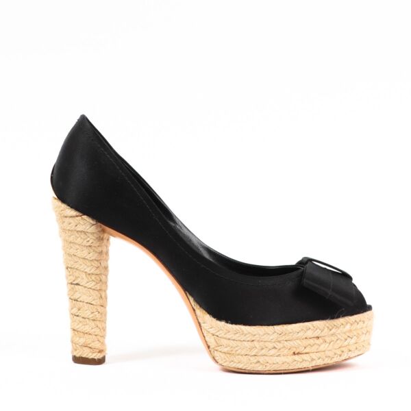 Louis Vuitton Black Satin Bow Raffia Heels - Size 40