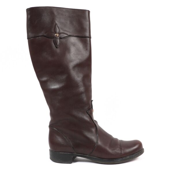 Buy authentic second-hand Louis Vuitton Brown Leather Boots in Size 40 in very good condition at Labellov in Antwerp.