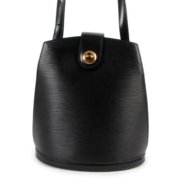 Louis Vuitton Black Epi Leather Cluny Shoulder Bag for the best price at Labellov secondhand luxury in Antwerp