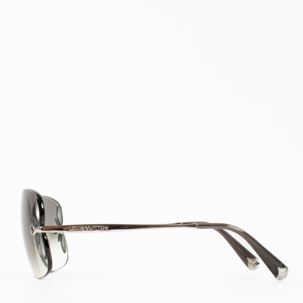 Louis Vuitton Grey Gradient Lily Sunglasses