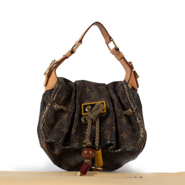 Louis Vuitton Spring/Summer 2009 Kalahari PM Monogram Bag