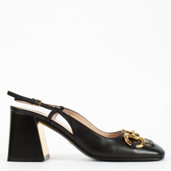 Authentic pre-loved Gucci Black Horsebit Pumps — Size 37.5 on Labellov.com