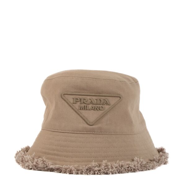 Shop safe online at Labellov in Antwerp, Brussels and Knokke this 100% authentic second hand Prada Beige Cotton Bucket Hat - size M