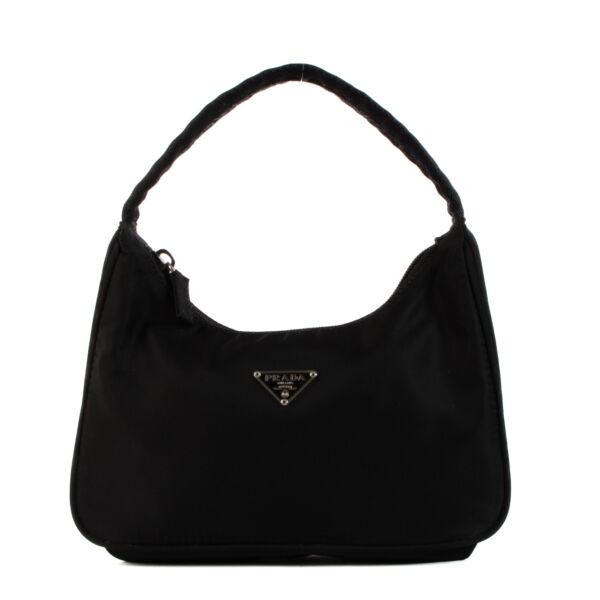 Shop safe online at Labellov in Antwerp, Brussels and Knokke this 100% authentic second hand Prada Black Nylon Mini Bag