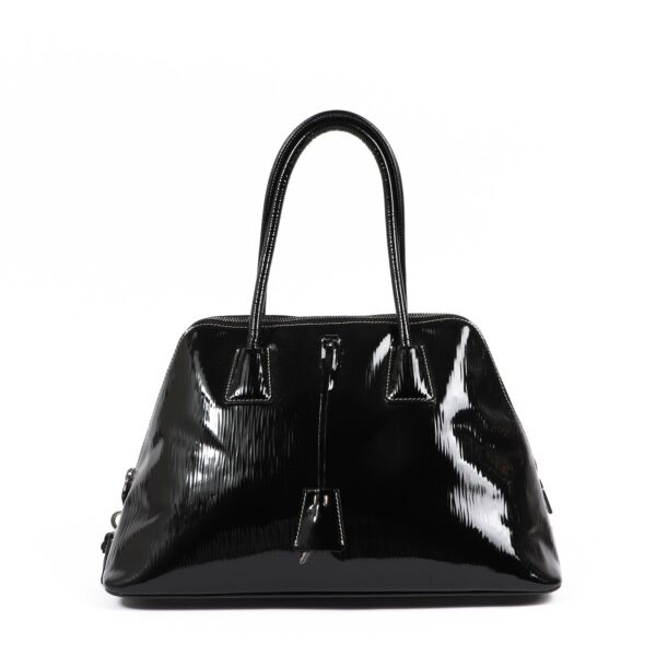 Buy an authentic second-hand Prada Black Patent Leather Spazzolato Logo Top Handle Bag in very good condition at Labellov in Antwerp.