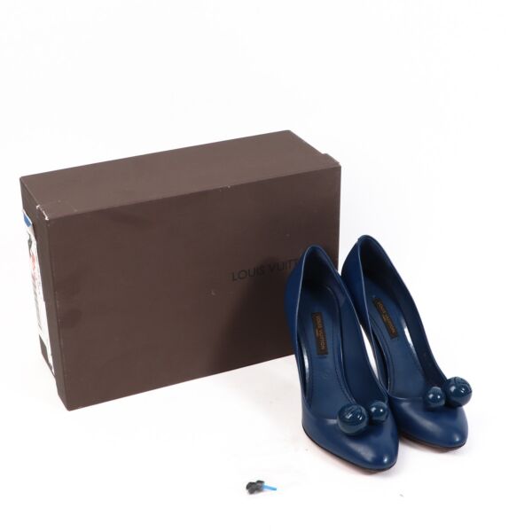 Louis Vuitton Blue Leather Betty Pumps - Size 35