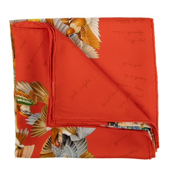 Buy an authentic second hand Hermès Red L'Intrus Bird Silk Scarf in very good condition at Labellov.com