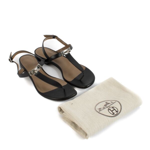 Hermès Black Olivia Flat Sandals - Size 37