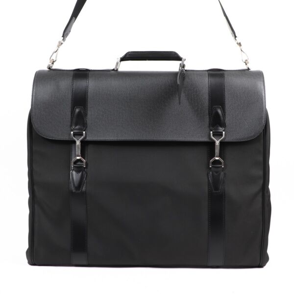 Louis Vuitton Black/Green Taiga Leather/Nylon Gibeciere Garment Bag