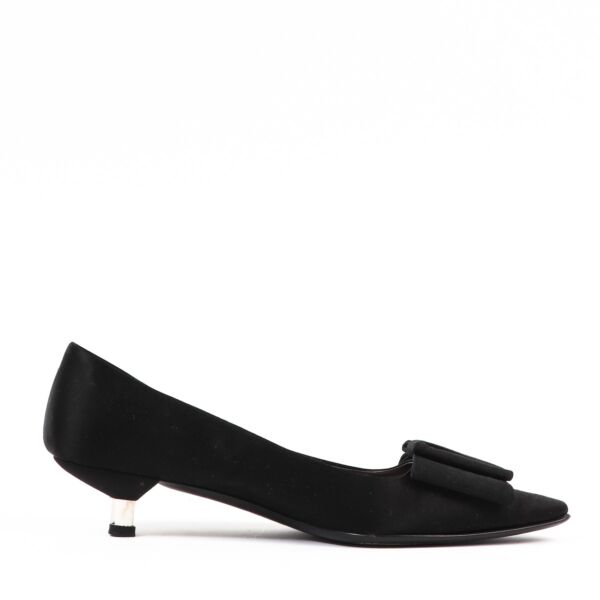 Buy authentic second-hand Prada Black Satin Kitten Heels - Size 37 in very good condition at Labellov in Antwerp.