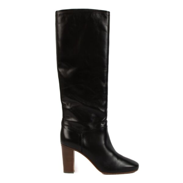 Shop 100% authentic second-hand Celine Black Leather High Boots - Size 37 1/2 on Labellov.com
