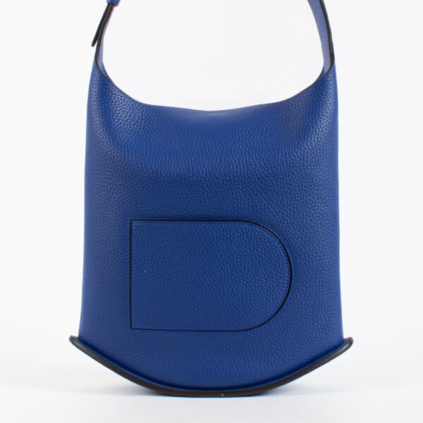 Delvaux Outremer Pin Hobo MM leather shoulder bag in blue with dust bag at Labellov.com