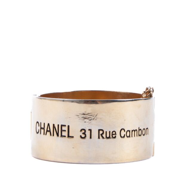 Shop an authentic preloved Chanel Vintage Gold 1980s Runway Cuff Bracelet on Labellov.com