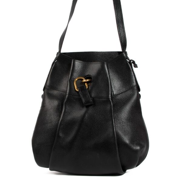 ll08174_delvaux_black_leather_shoulder_b