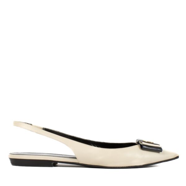 Shop safe online at Labellov in Antwerp, Brussels and Knokke this 100% authentic second hand Saint Laurent White Leather Anaïs Bowling Slingback Flats - Size 39
