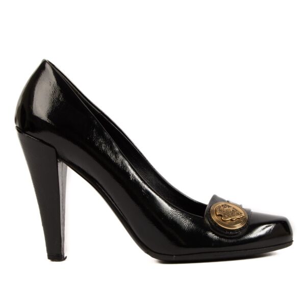 Shop 100% authentic second-hand Gucci Black Patent Leather Heels - Size 38 on Labellov.com