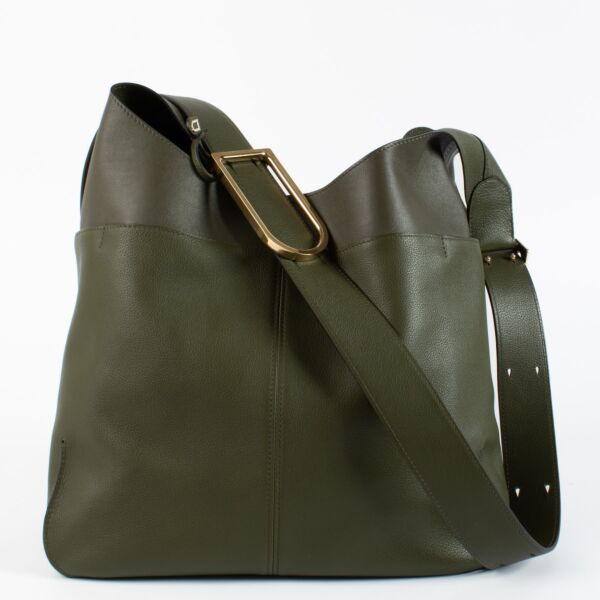 shop 100% authentic second hand Delvaux Kaki Sellier/Calf Souple So Cool MM on Labellov.com