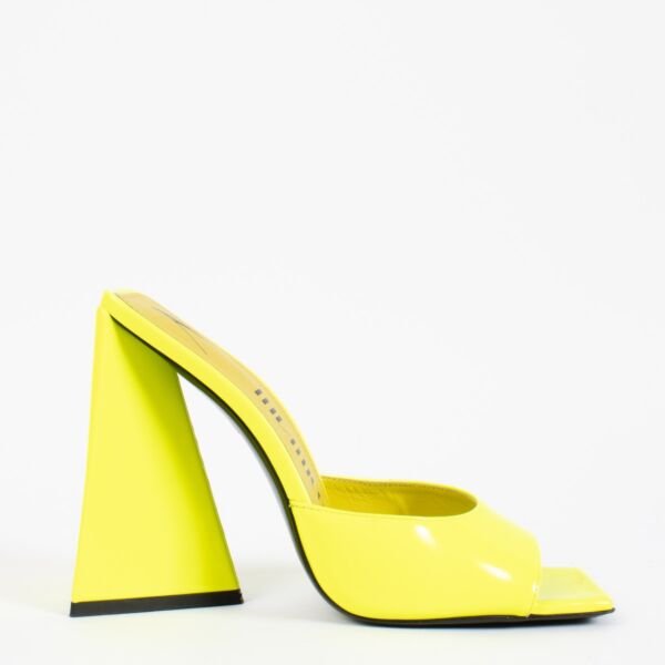 The Attico Yellow Patent Leather Devon Sandals